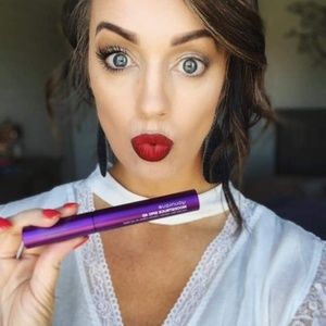 Mascara